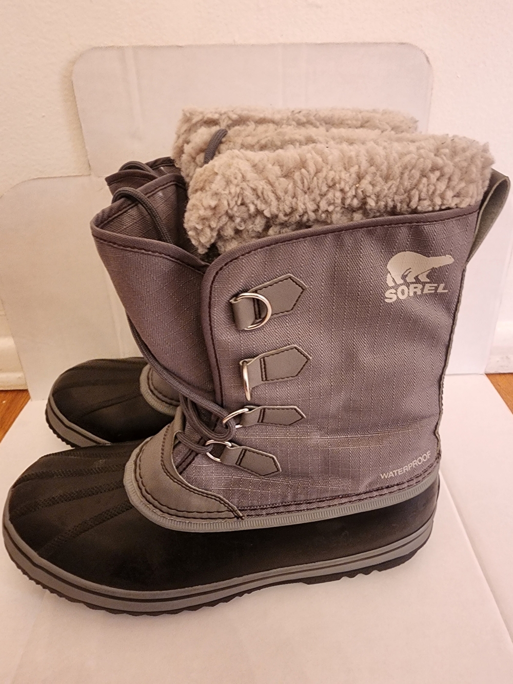 Sorel Men's Waterproof Winter Boots - Gray with Shearling Lining